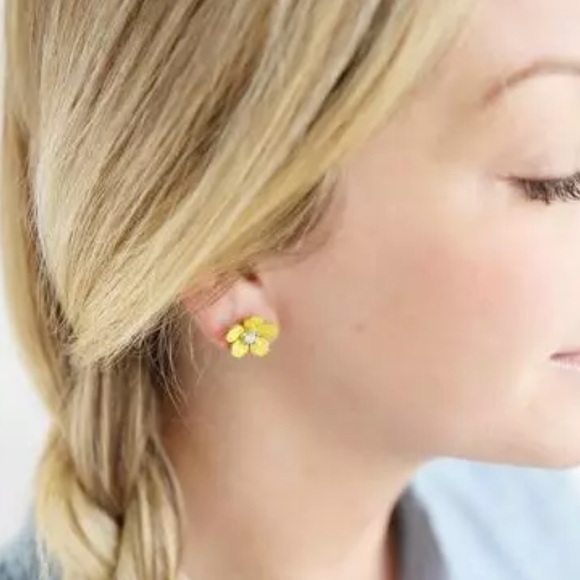 Flower Earrings - Picture 3 of 3